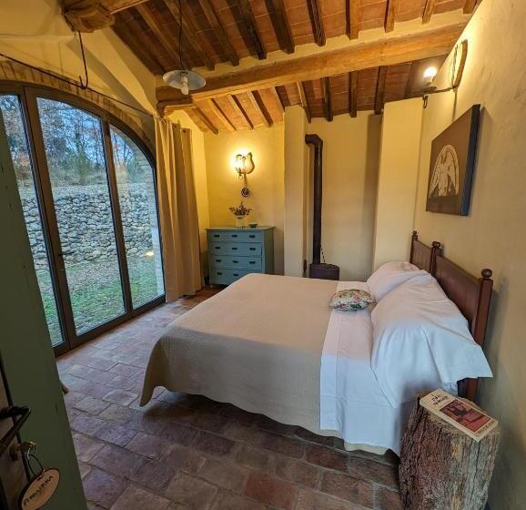 テラス付きスタンダードルーム, Podere Spedalone