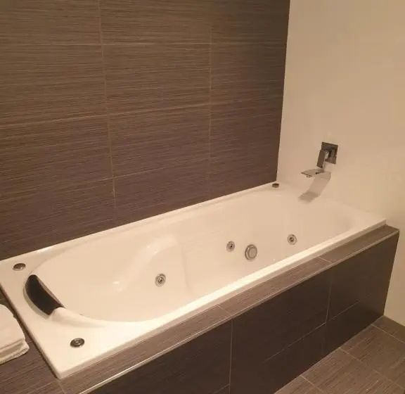 １ベッドルームのデラックスアパートメント, Carlton Suites