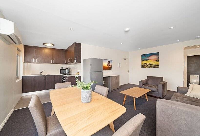 דירת חדר דלוקס, Carlton Suites