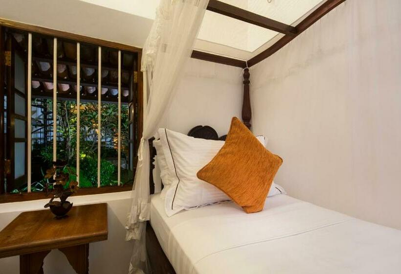 Дом 1 Спальня, Bilin Tree House
