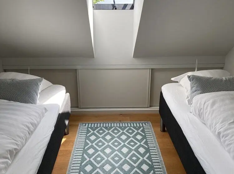浴室共有ベーシックルーム, Troense B&b By The Sea