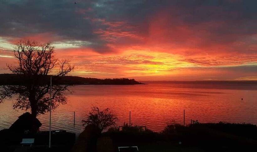 חדר בסיסי חדר אמבטיה משותף, Troense B&b By The Sea