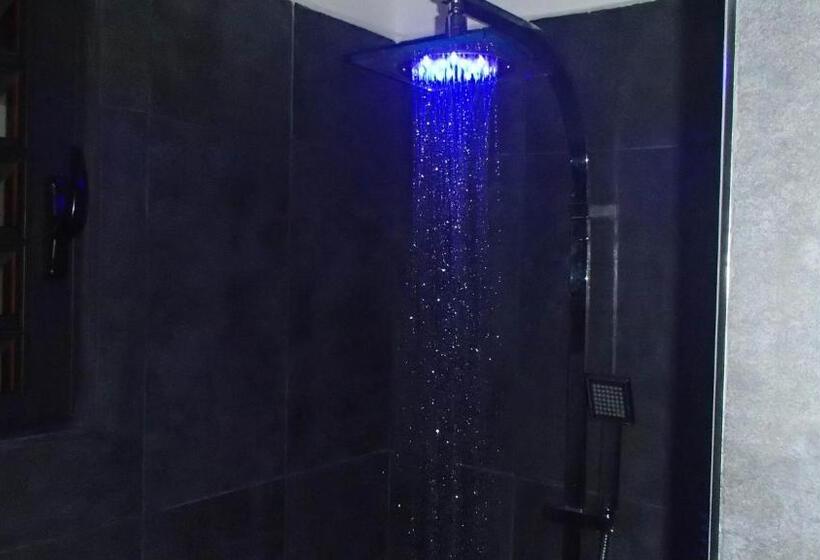 اتاق سوپریور, Vert Lagon