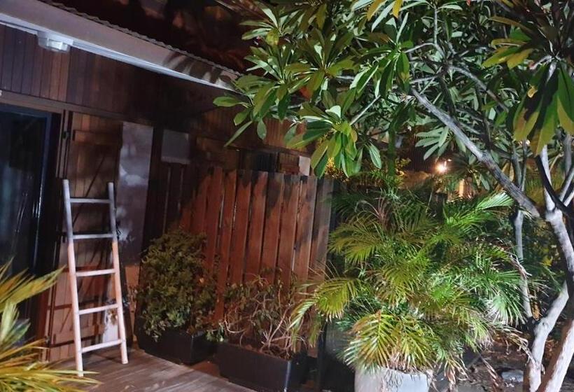 اتاق سوپریور, Vert Lagon