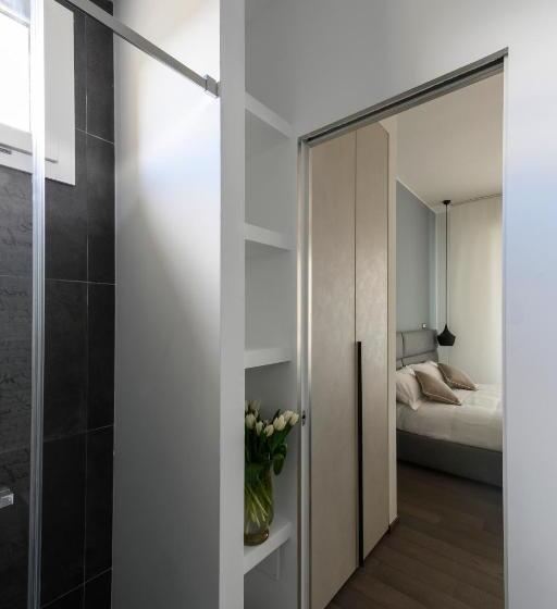 اتاق استاندارد با بالکن, B&b The Attico