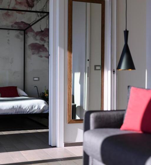 سوئیت جونیور با تراس, B&b The Attico
