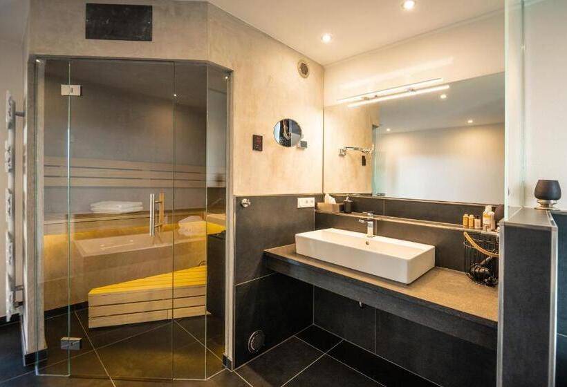 Люкс с гидромассажем, Boutiquehotel Genusswerk Eifel
