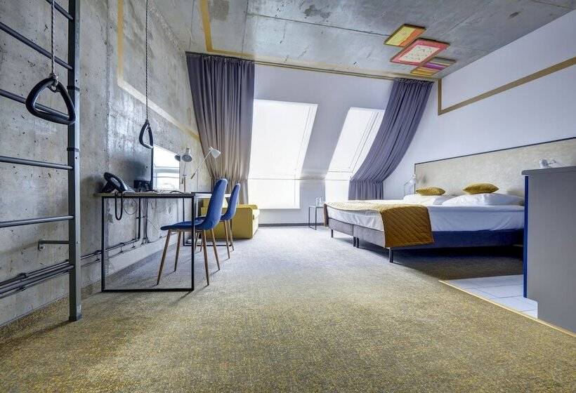 غرفة ديلوكس, Arche Geologiczna