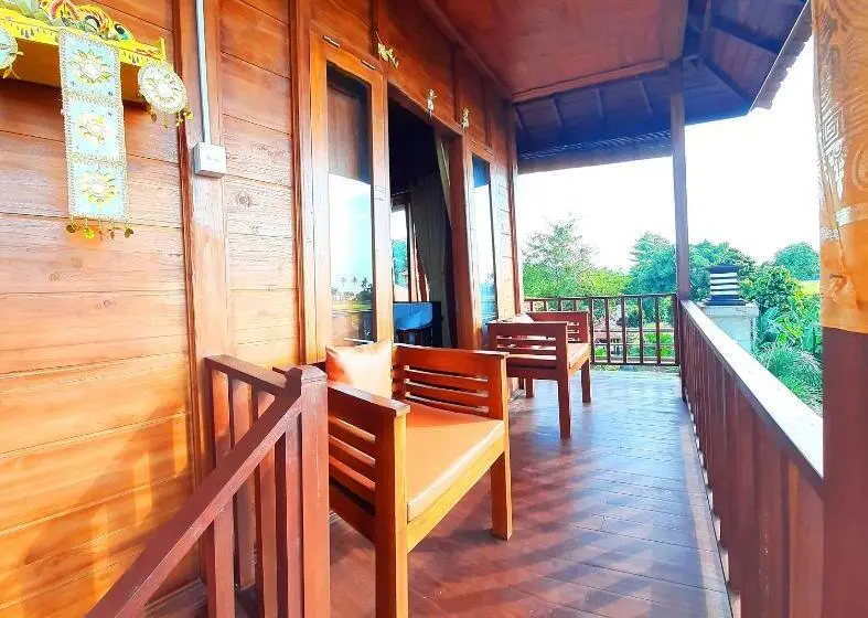 ツーベッドルーム　ヴィラ, Grand Raka Homestay