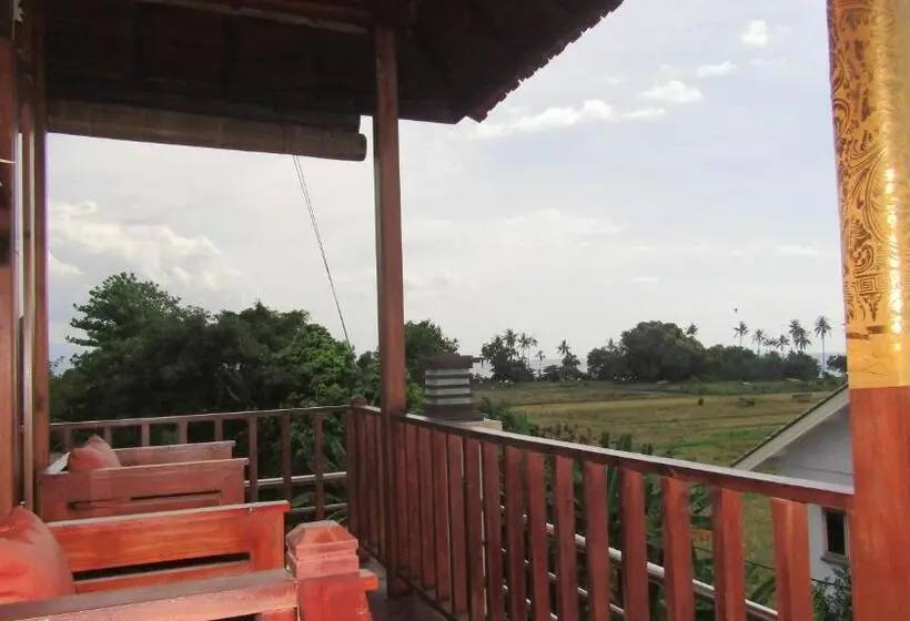 ツーベッドルーム　ヴィラ, Grand Raka Homestay