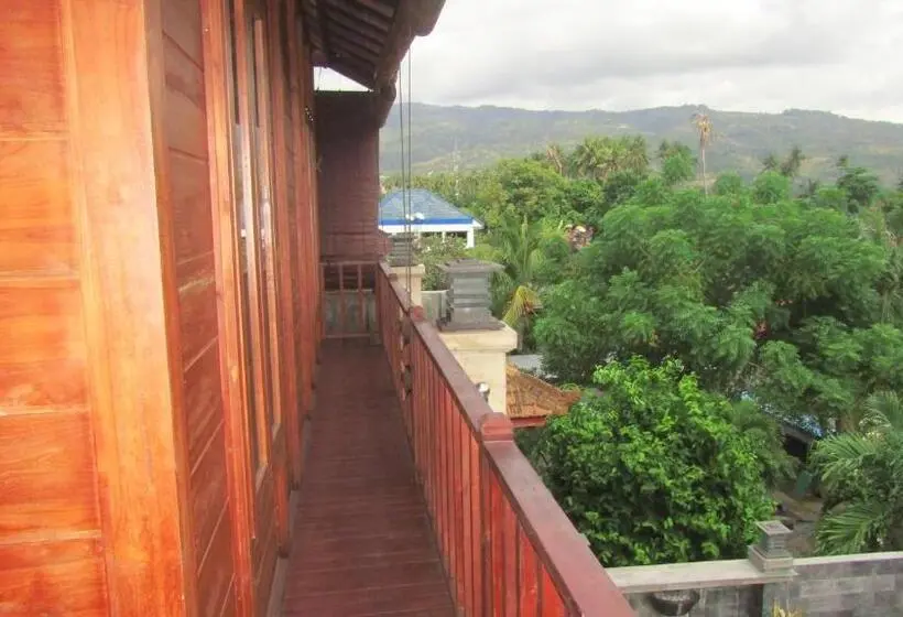 ツーベッドルーム　ヴィラ, Grand Raka Homestay