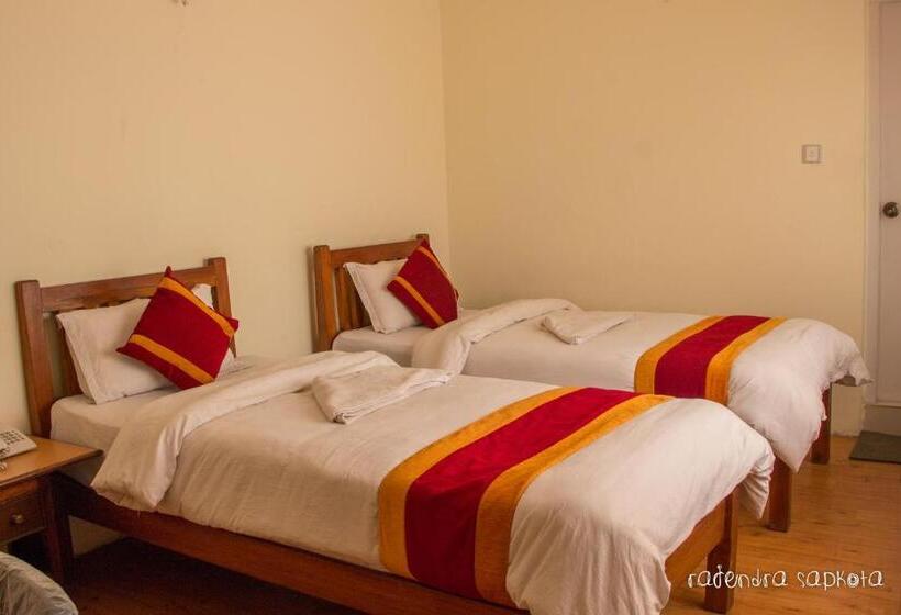 اتاق لوکس سه تخته, Hikers Haven