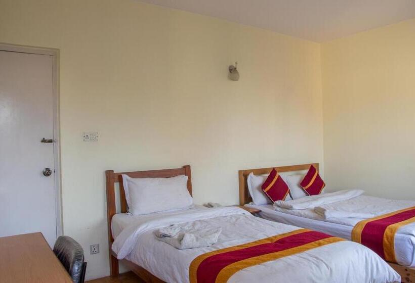 اتاق لوکس سه تخته, Hikers Haven