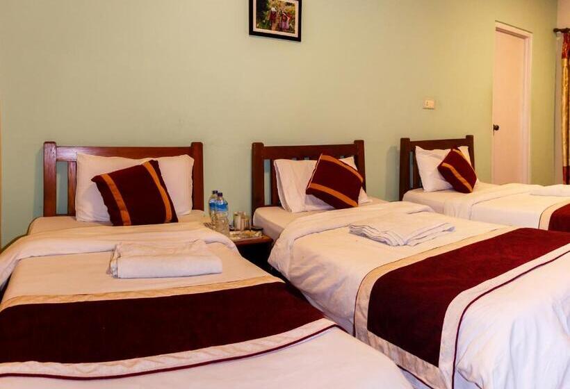 اتاق لوکس سه تخته, Hikers Haven