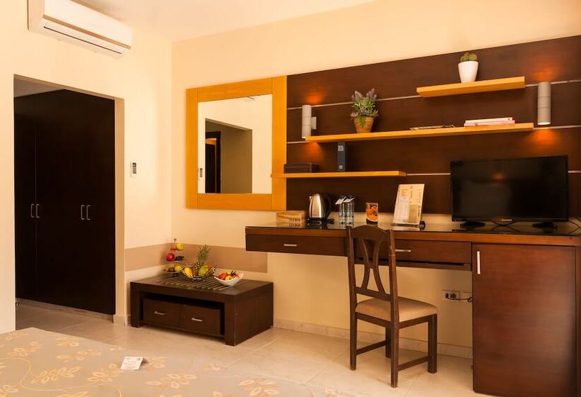 اتاق لوکس, The Parisian Hotel Lebanon