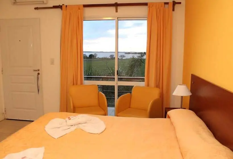スタンダードトリプルルーム, Brisas Del Lago Apart & Hotel Federacion