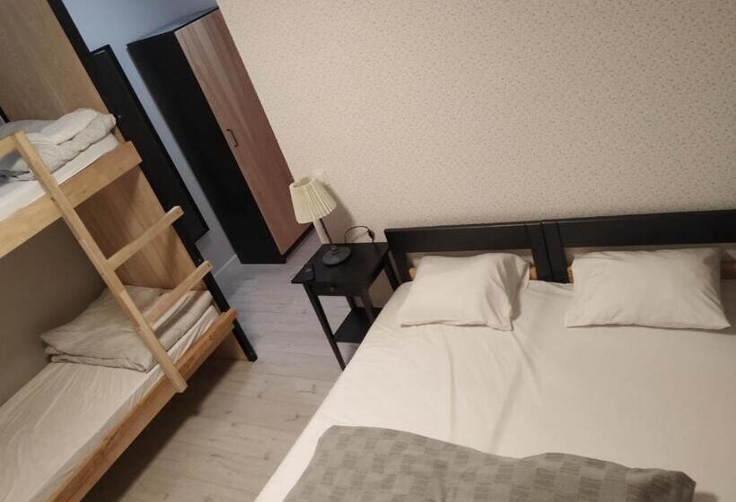 Семейный Номер, Waterlane Island Hostel&apartments