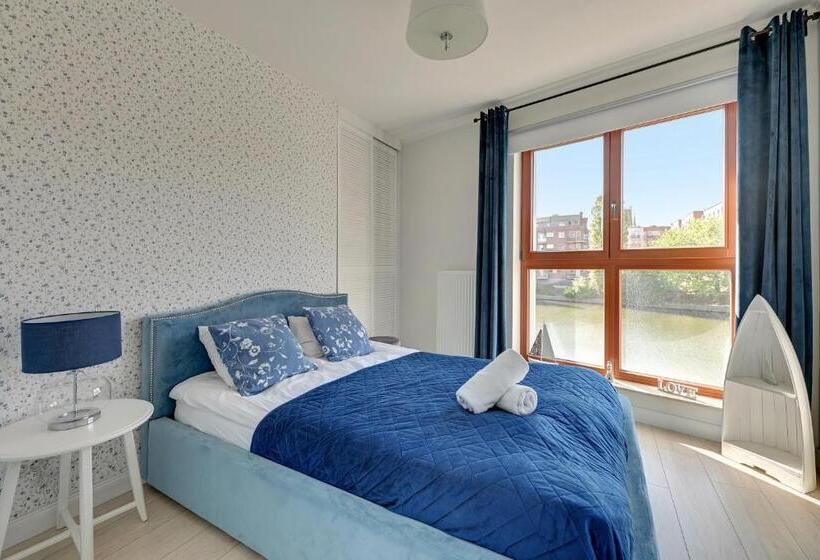 Апартаменты Deluxe 1 Спальня, Waterlane Island Hostel&apartments