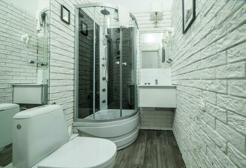 חדר קלאסי לשלושה, Great Polonia świdnica City Center