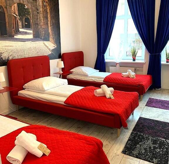 חדר קלאסי לשלושה, Great Polonia świdnica City Center