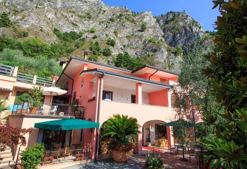 标准单人间, La Gardenia & Villa Oleandra