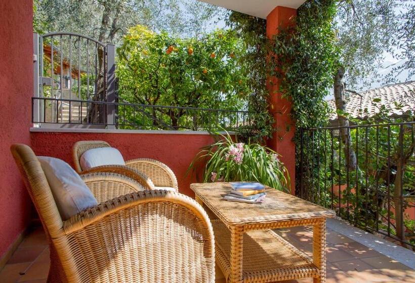 标准房带园景, La Gardenia & Villa Oleandra