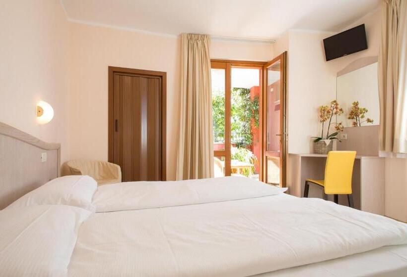 标准房带园景, La Gardenia & Villa Oleandra