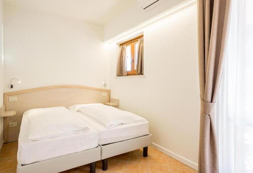 标准房带园景, La Gardenia & Villa Oleandra