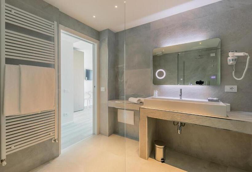 豪华湖景房, La Gardenia & Villa Oleandra