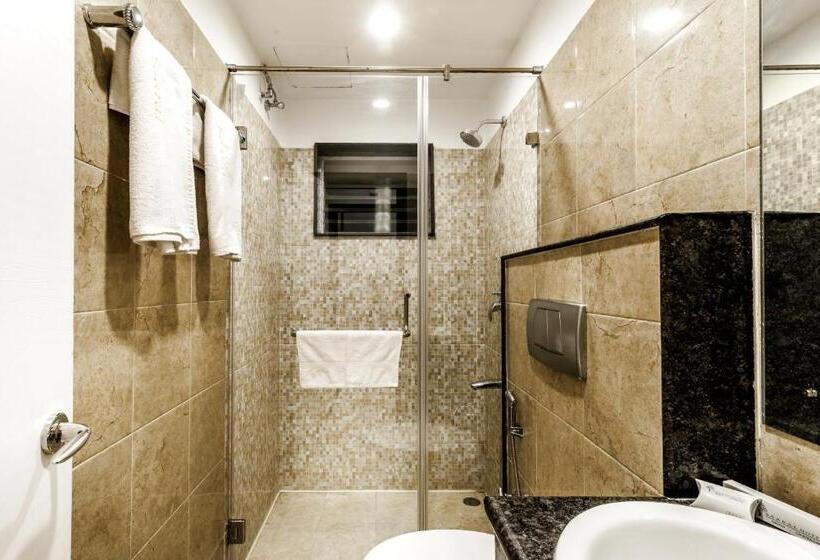 Chambre Deluxe, Saaral Residency