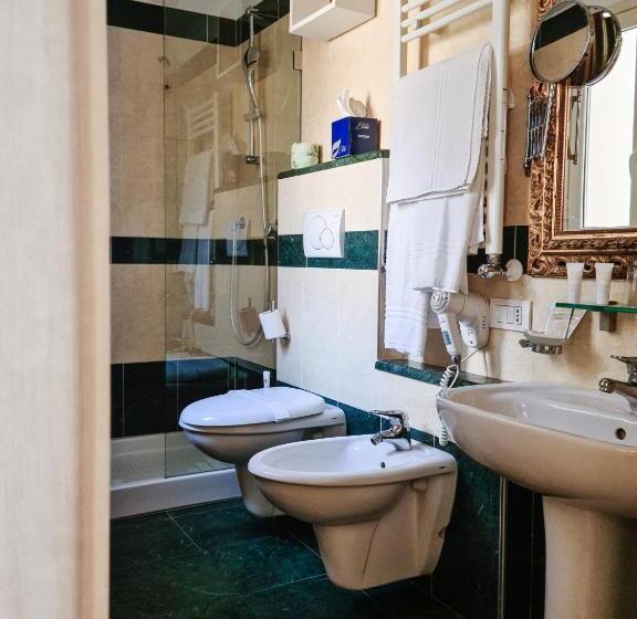 חדר דלוקס, B&b Joan's Heritage