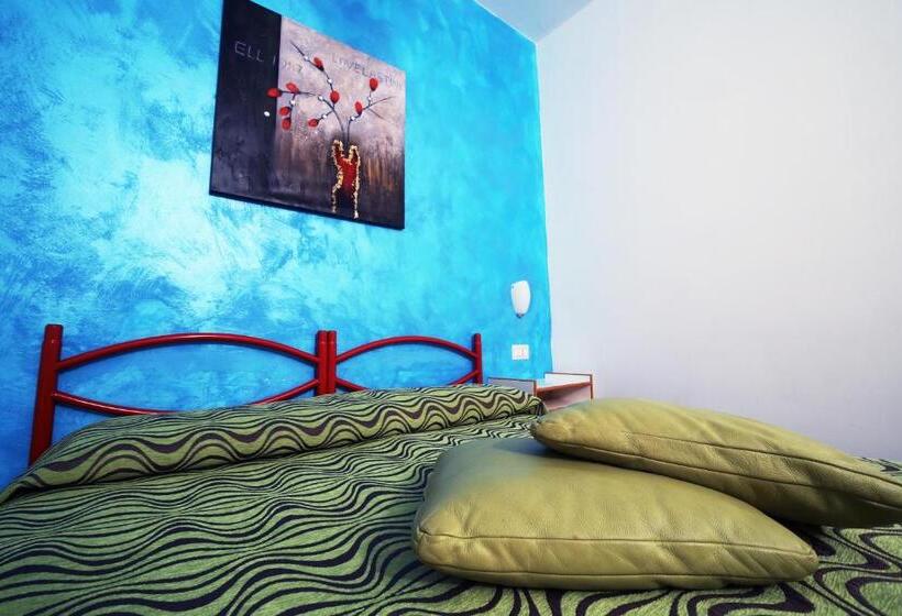 标准三人间, Albergo 2 Mari