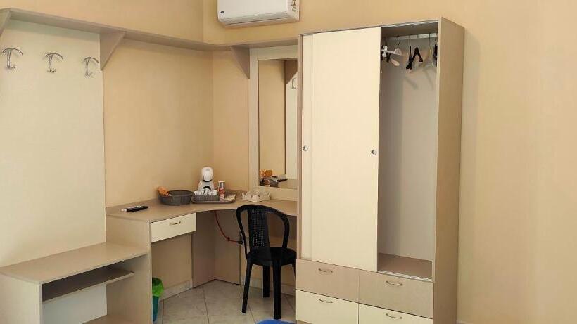 דירת חדר, Residence Santa Barbara