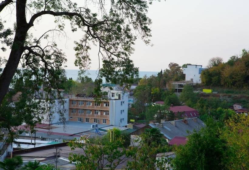 اتاق استاندارد سه نفره, Viamond