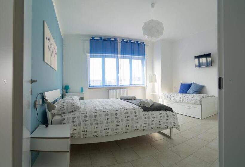 スタンダード４人部屋, My Room In Trani