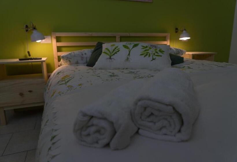 スタンダードトリプルルーム, My Room In Trani