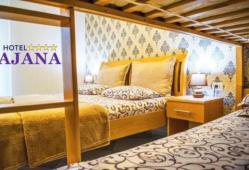 اتاق لوکس سه تخته, Ajana