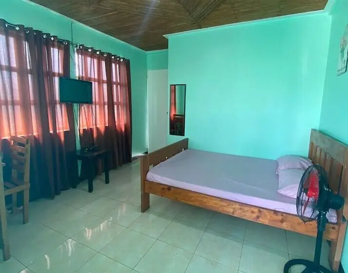 エコノミールーム, Rachel S Bed And Breakfast Near Tagaytay