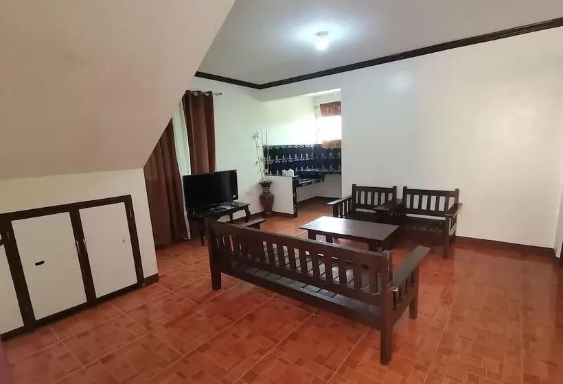 ファミリールーム, Rachel S Bed And Breakfast Near Tagaytay