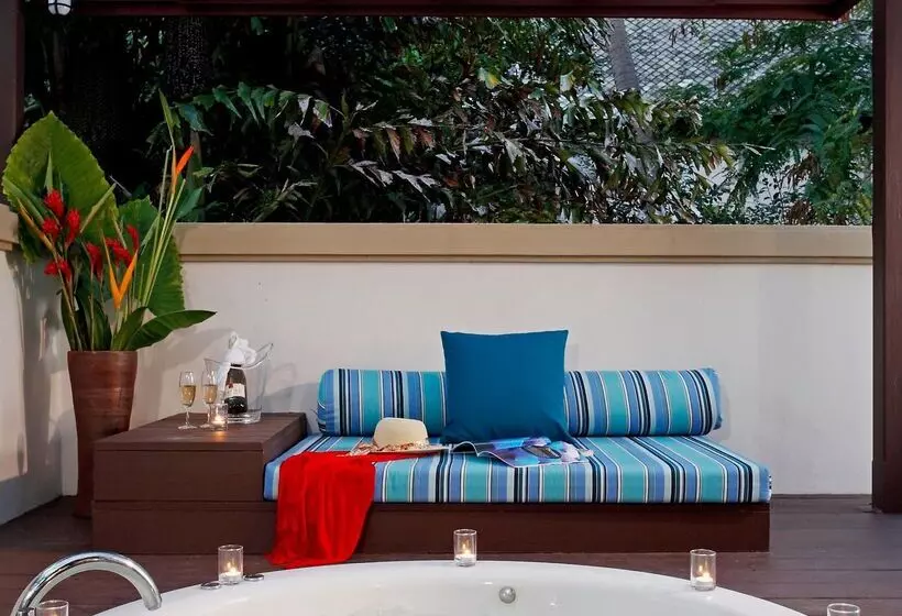 デラックスビラの１ベッドルーム, Centara Villas Samui   Sha Plus
