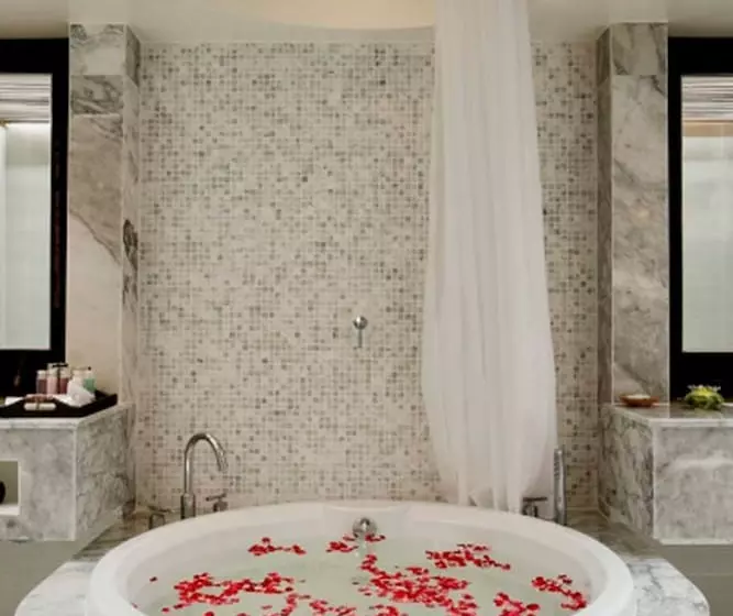 デラックスルーム, Centara Villas Samui   Sha Plus