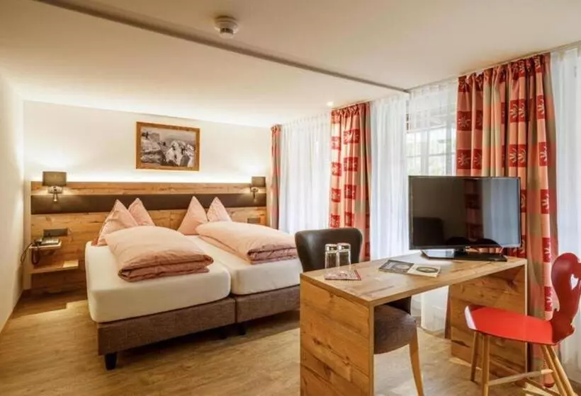 Junior Suite, Alpenblick Hotel & Restaurant Wilderswil By Interlaken