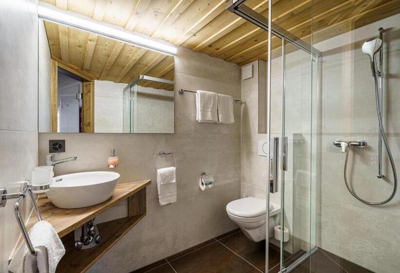 جناح جونيور, Alpenblick Hotel & Restaurant Wilderswil By Interlaken