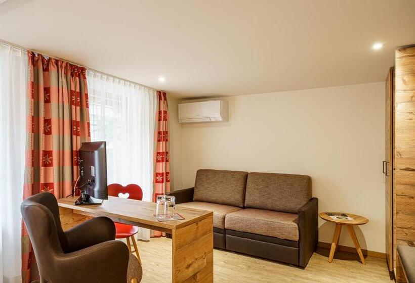 Полулюкс, Alpenblick Hotel & Restaurant Wilderswil By Interlaken
