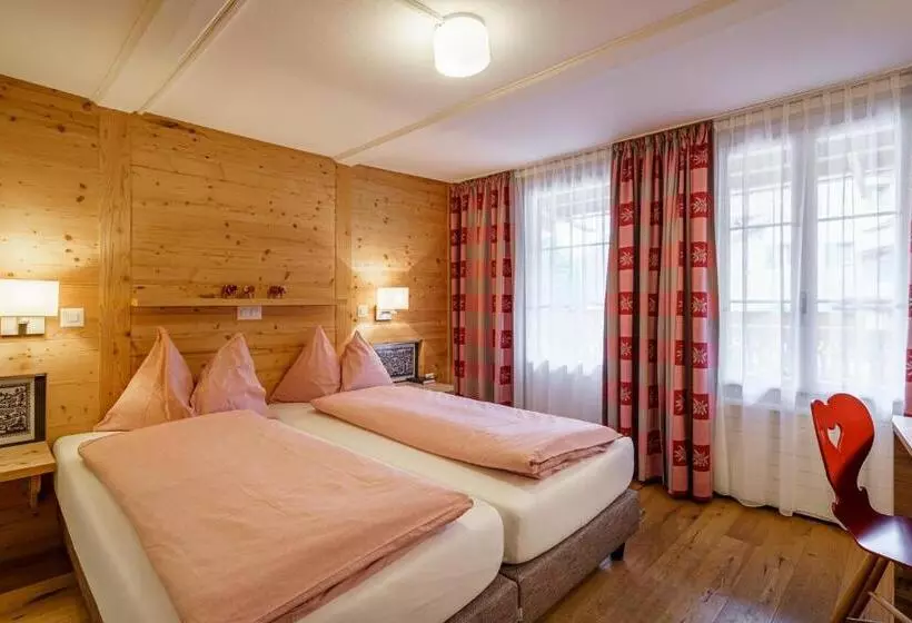 Superior Room, Alpenblick Hotel & Restaurant Wilderswil By Interlaken