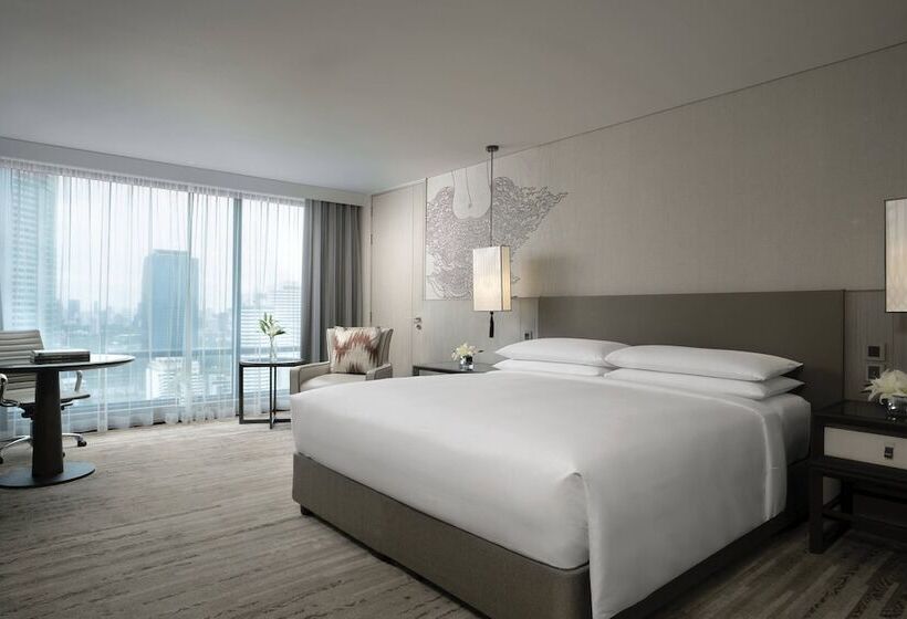 클럽 룸, Bangkok Marriott Marquis Queens Park