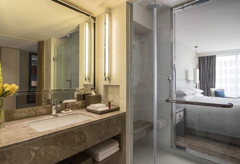 스탠다드 룸 더블 침대 2개, Bangkok Marriott Marquis Queens Park