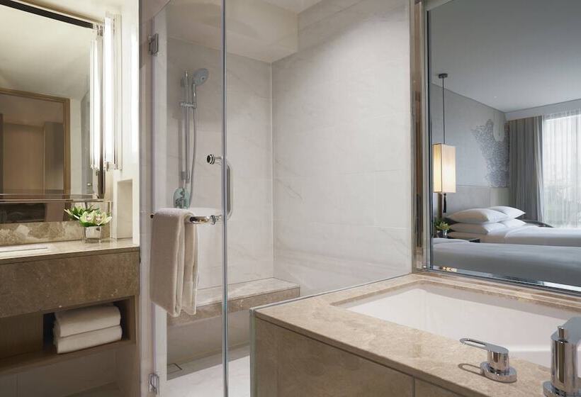 스탠다드 룸 더블 침대 2개, Bangkok Marriott Marquis Queens Park