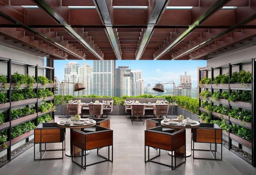 스위트, Bangkok Marriott Marquis Queens Park