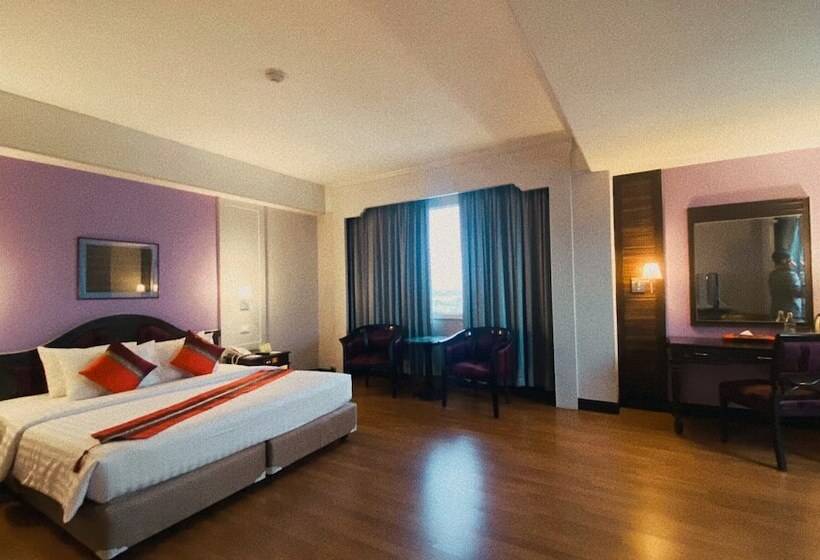 Номер Стандарт, Charoen Thani Hotel, Khon Kaen